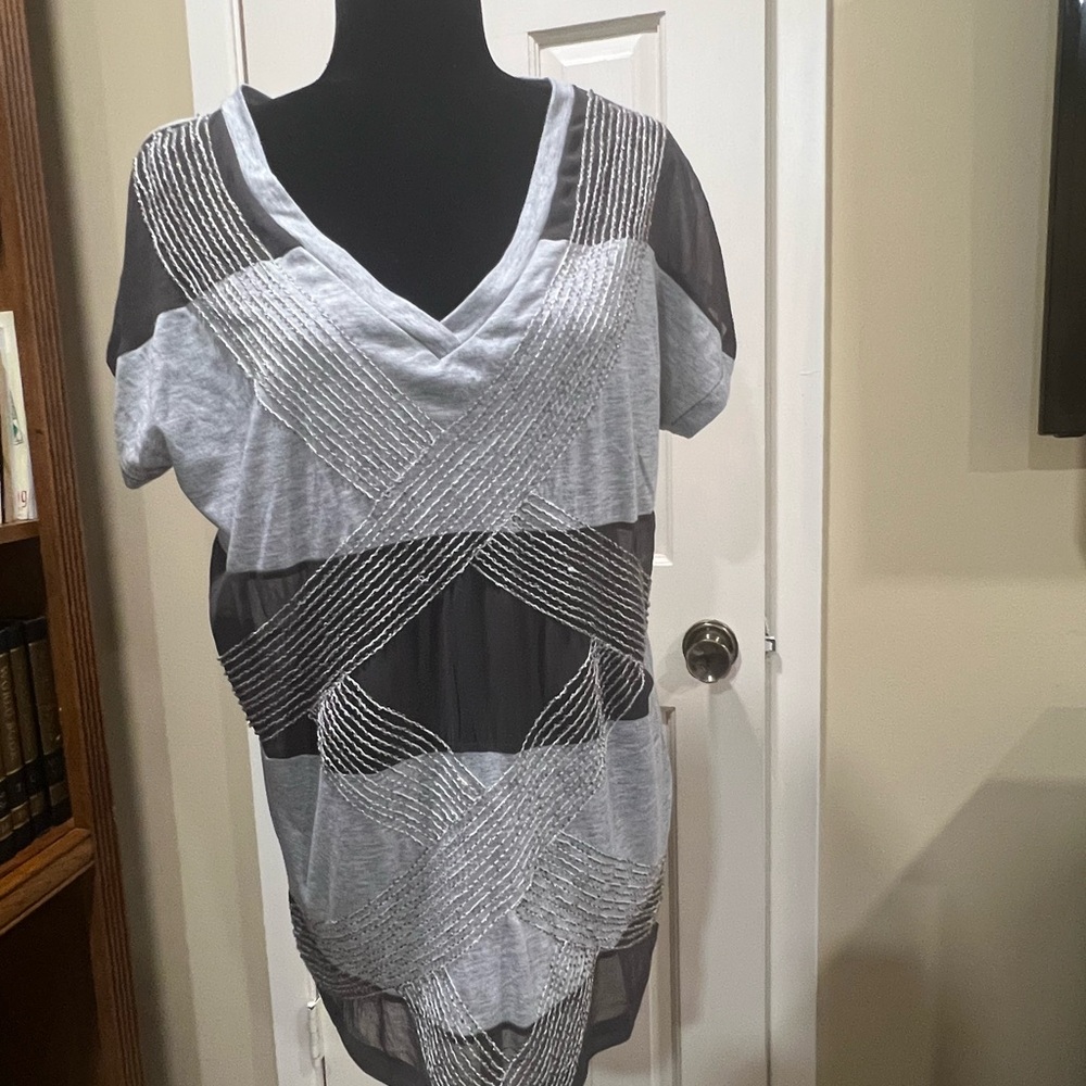 Miss Me Asymmetrical Gray and Black Tunic Tee
